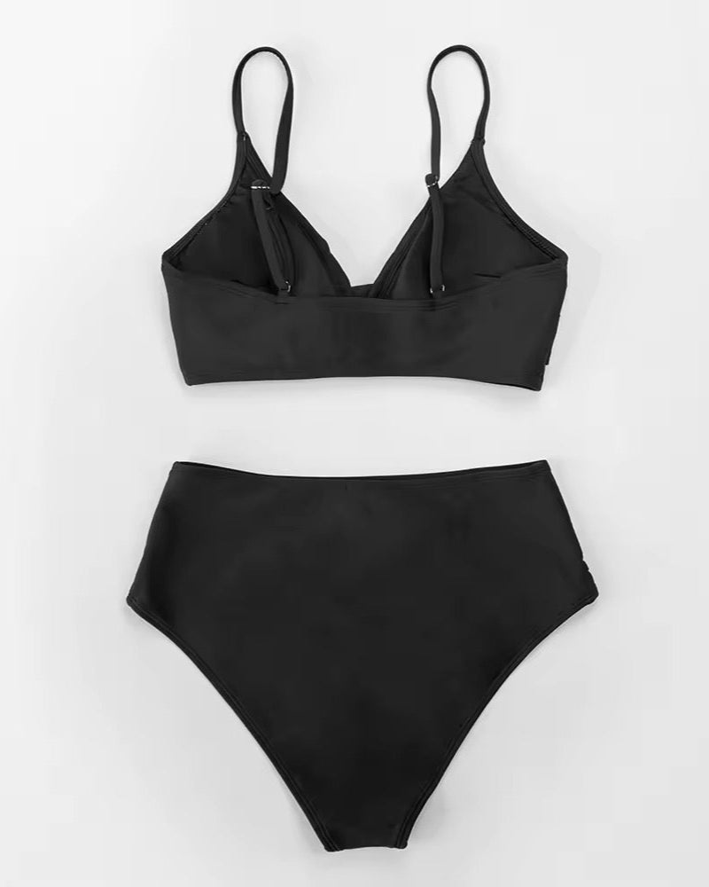 RACHELLE – Enfärgat bikini-set | Bred topp & bikinitrosa med hög midja